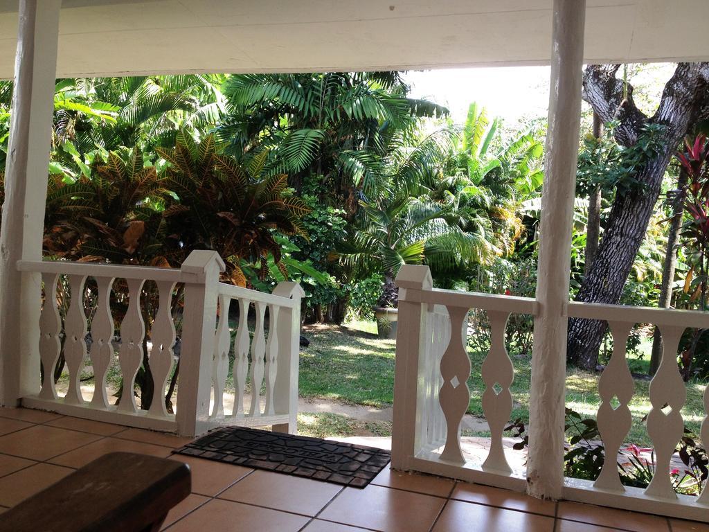 Beau Vallon Bungalows Eksteriør bilde