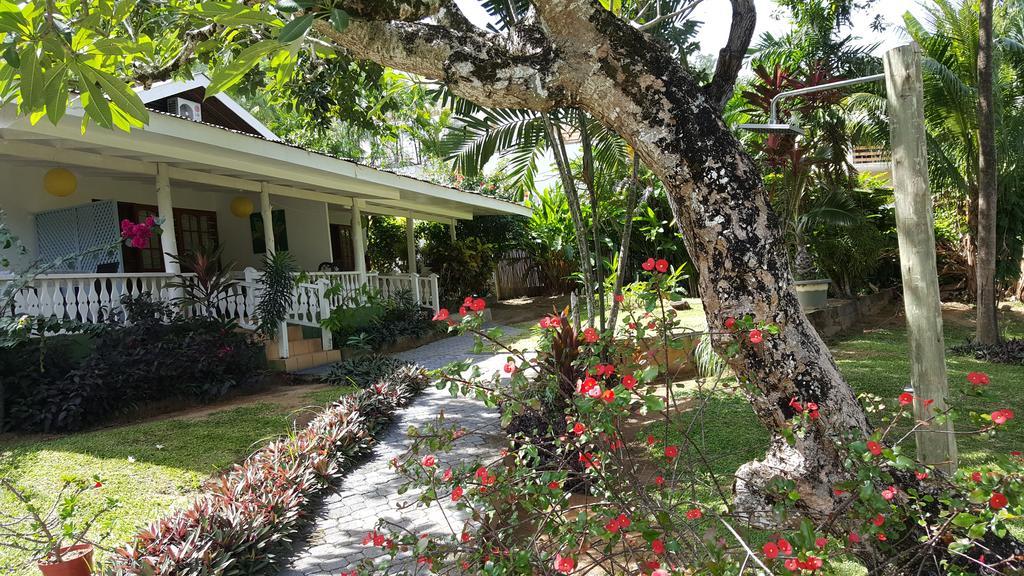 Beau Vallon Bungalows Eksteriør bilde